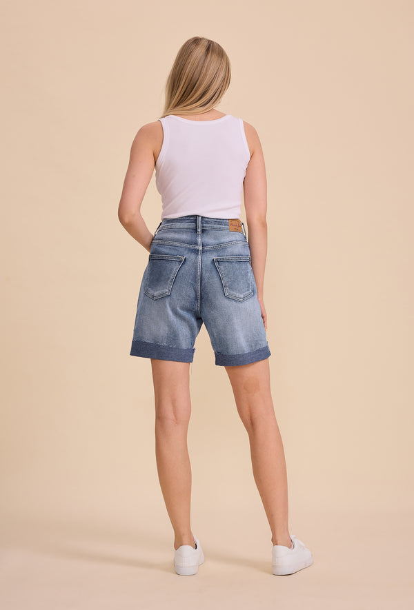 Color:Jean bleu, short cross zoé
