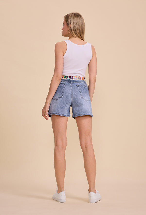 Color:Jean, short ceinture broderie