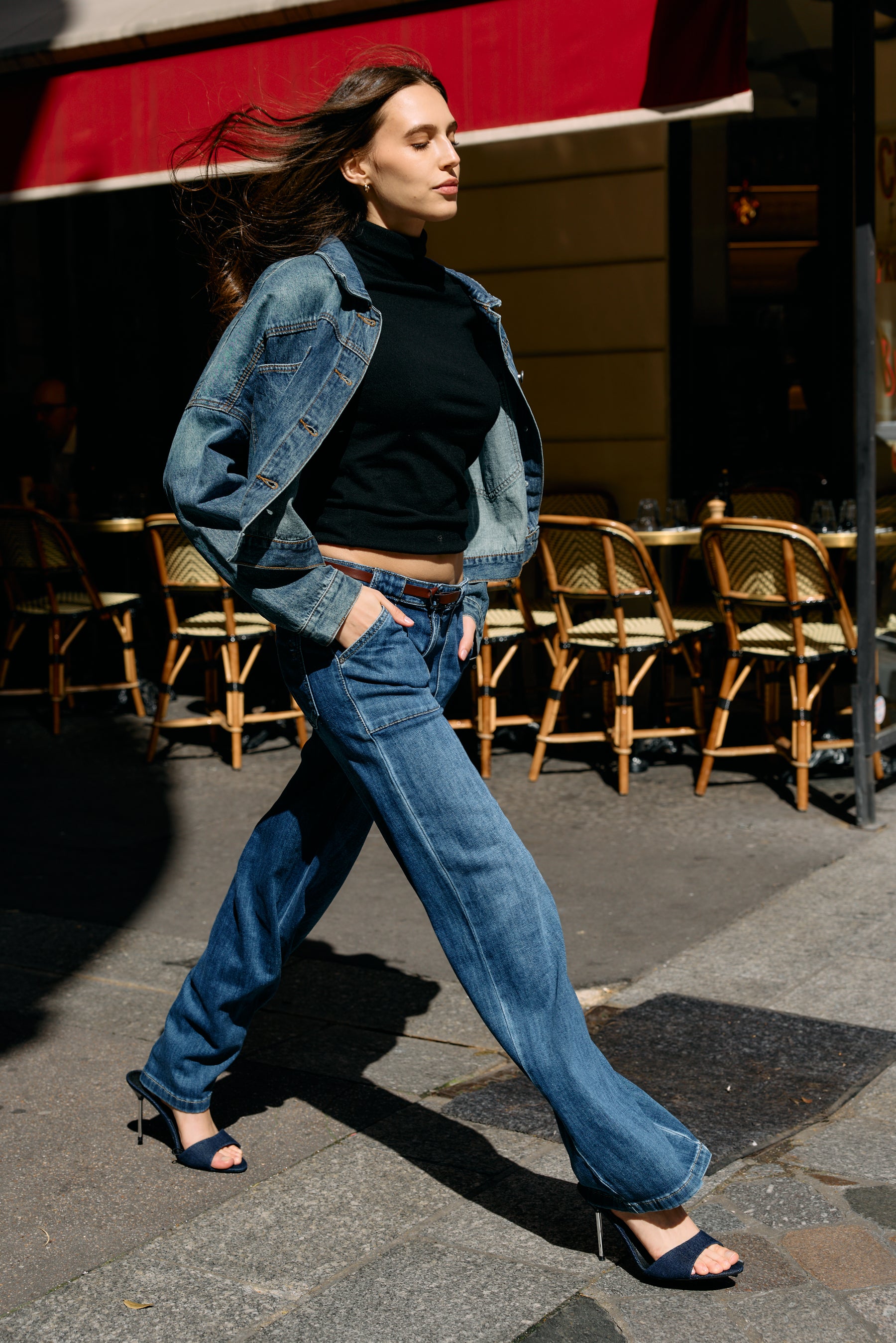 Jean bleu,Veste en jean courte Louna - Veste femme - Place du jour Jean bleu,Veste en jean courte Louna - Veste femme - Place du jour