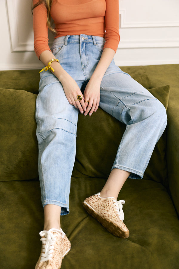 Color:Jean bleu clair, Jean ballon effet pince - Jean femme - Place du jour