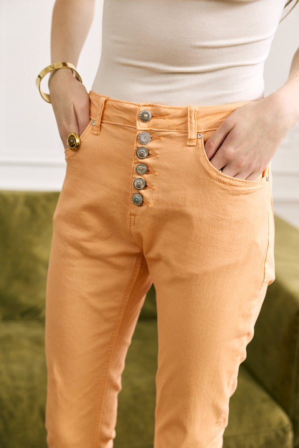 Color:Orange ,Boyfriend avec boutons fantaisies - Pantalon Couleurs Femme - Place du jour