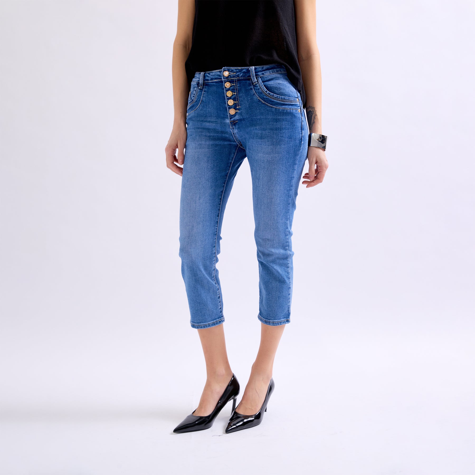 Jean bleu,Pantacourts Jeans Boutons Fantaisies Dorés - Place du jour Jean bleu,Pantacourts Jeans Boutons Fantaisies Dorés - Place du jour