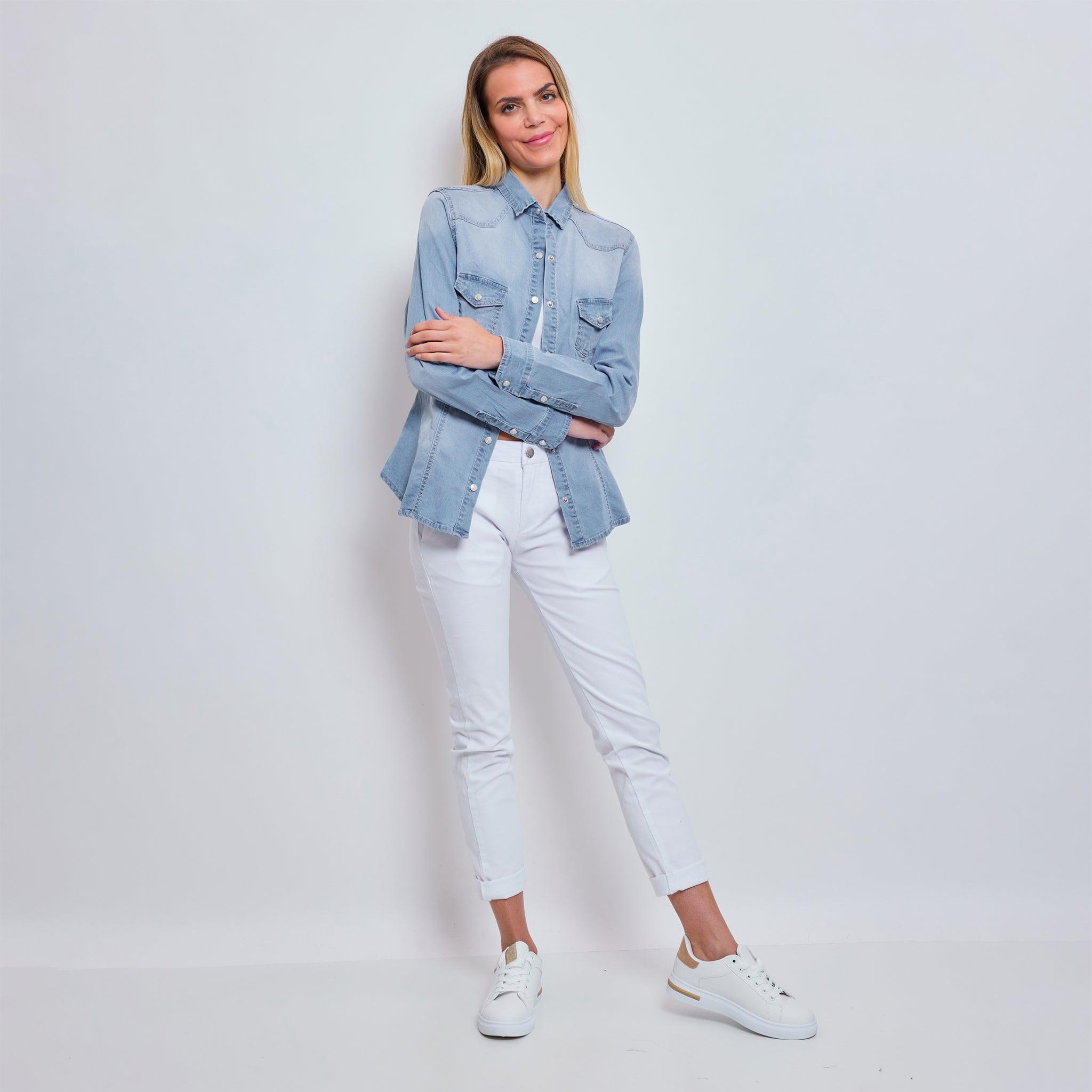 Jean bleu clair,Chemise Luna Classique en Jeans Cintrée - Jean Femme - Place du Jour Jean bleu clair,Chemise Luna Classique en Jeans Cintrée - Jean Femme - Place du Jour