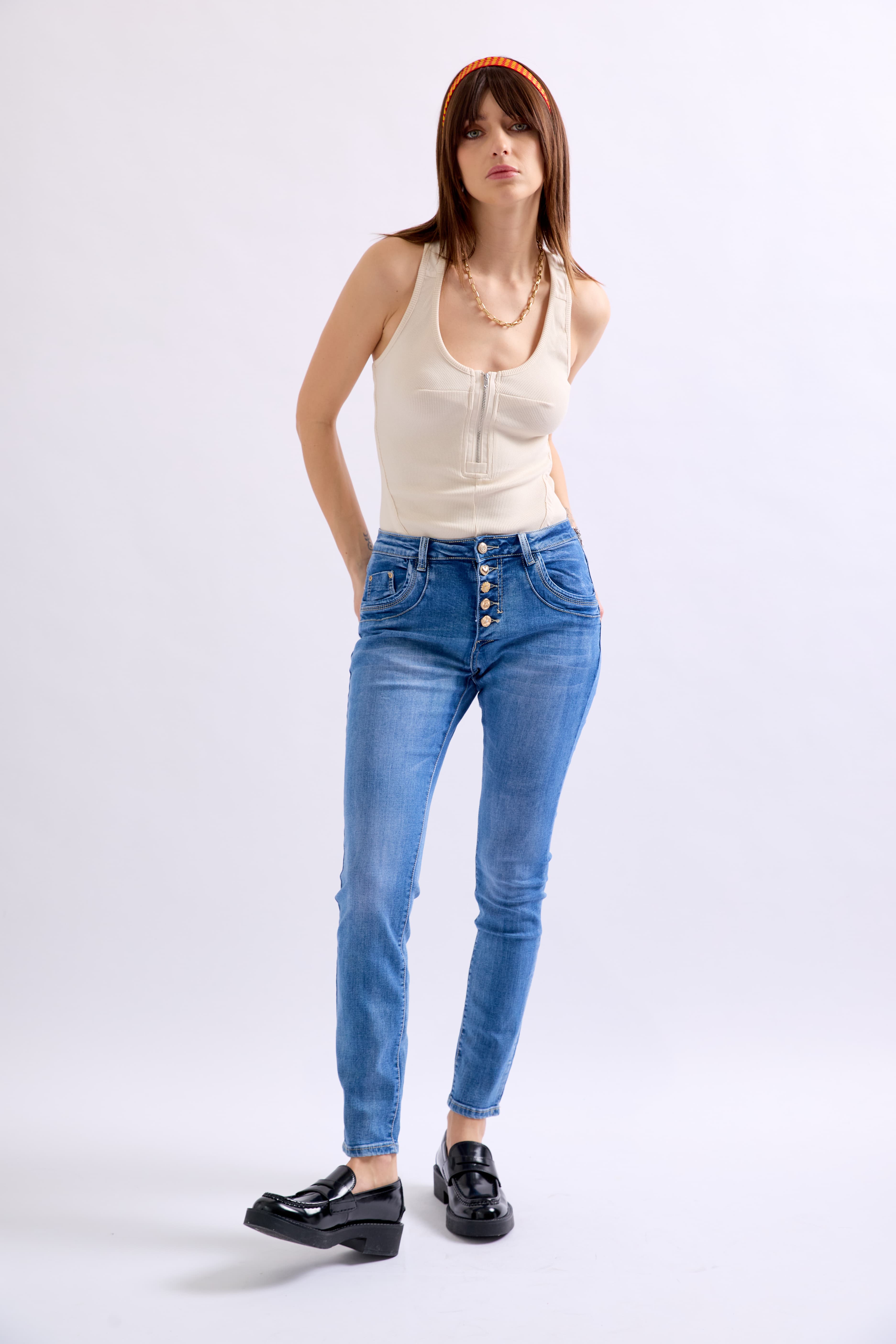 Jean bleu,Jean Boyfriend taille haute boutons dorés - Jean femme - Place du jour Jean bleu,Jean Boyfriend taille haute boutons dorés - Jean femme - Place du jour