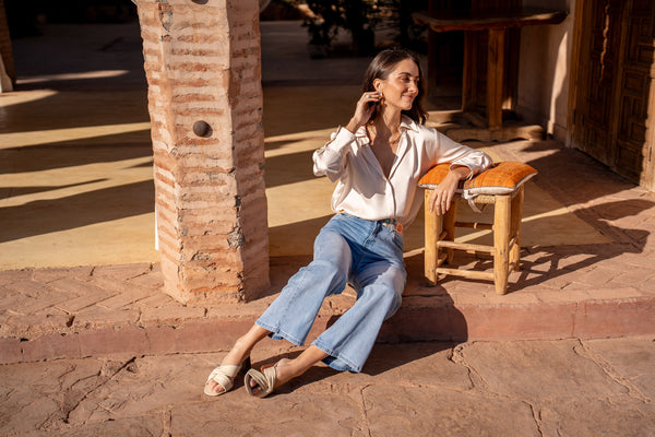 Color:Jean bleu,Jean Laëtitia coupe droite avec ceinture en broderie - Jean femme - Place du jour