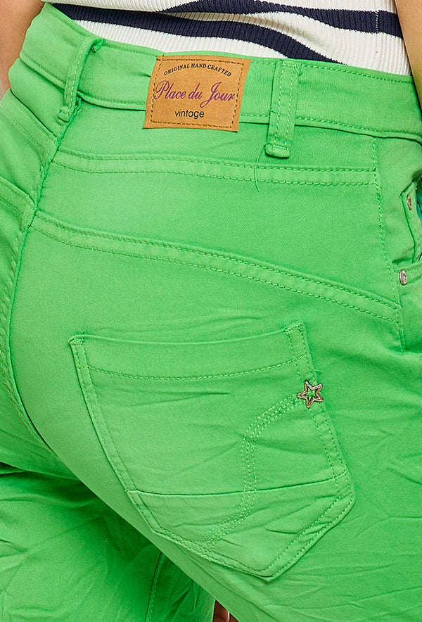 Color:Vert mela , Pantacourt en JoggJeans à Boutons - Pantacourt Femme - Place du jour