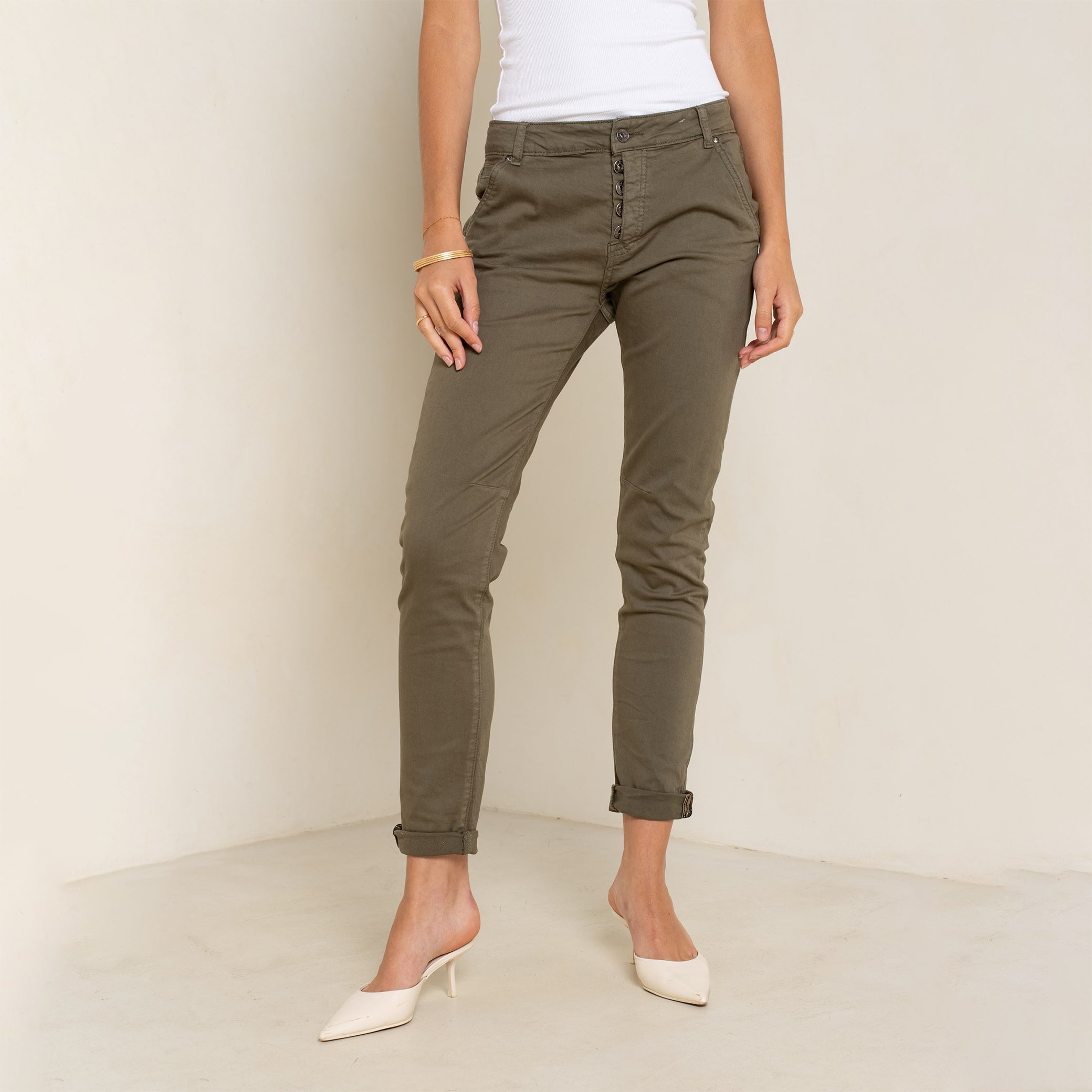 Kaki fonce,Boyfriend Numéro 68 Revers Dorés - Pantalon Couleurs Femme - Place du jour Kaki fonce,Boyfriend Numéro 68 Revers Dorés - Pantalon Couleurs Femme - Place du jour
