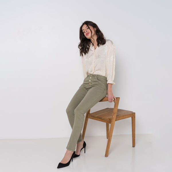 Boyfriend Taille Haute à Boutons