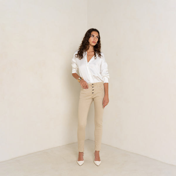 Boyfriend Taille Haute à Boutons