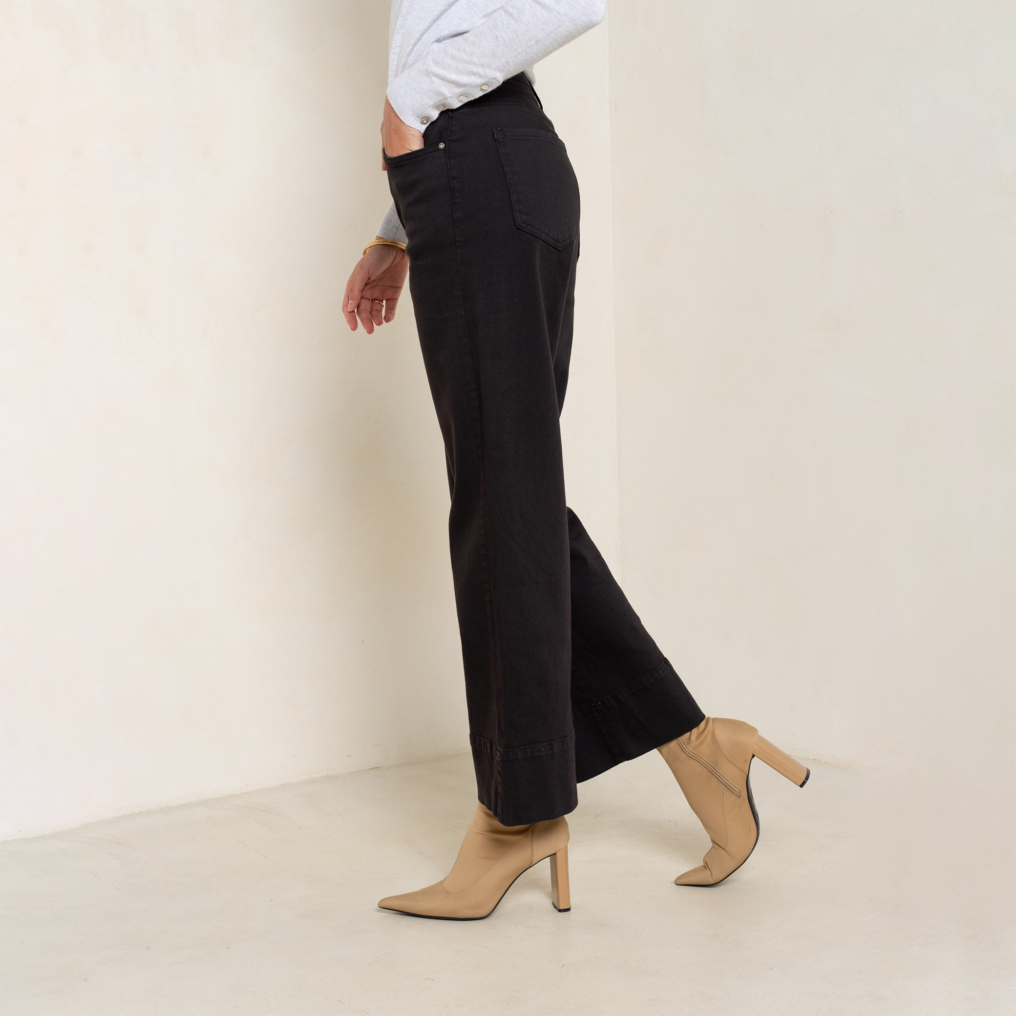 Noir,Pantalon coupe droite ourlet marqué - Jean femme - Place du jour Noir,Pantalon coupe droite ourlet marqué - Jean femme - Place du jour