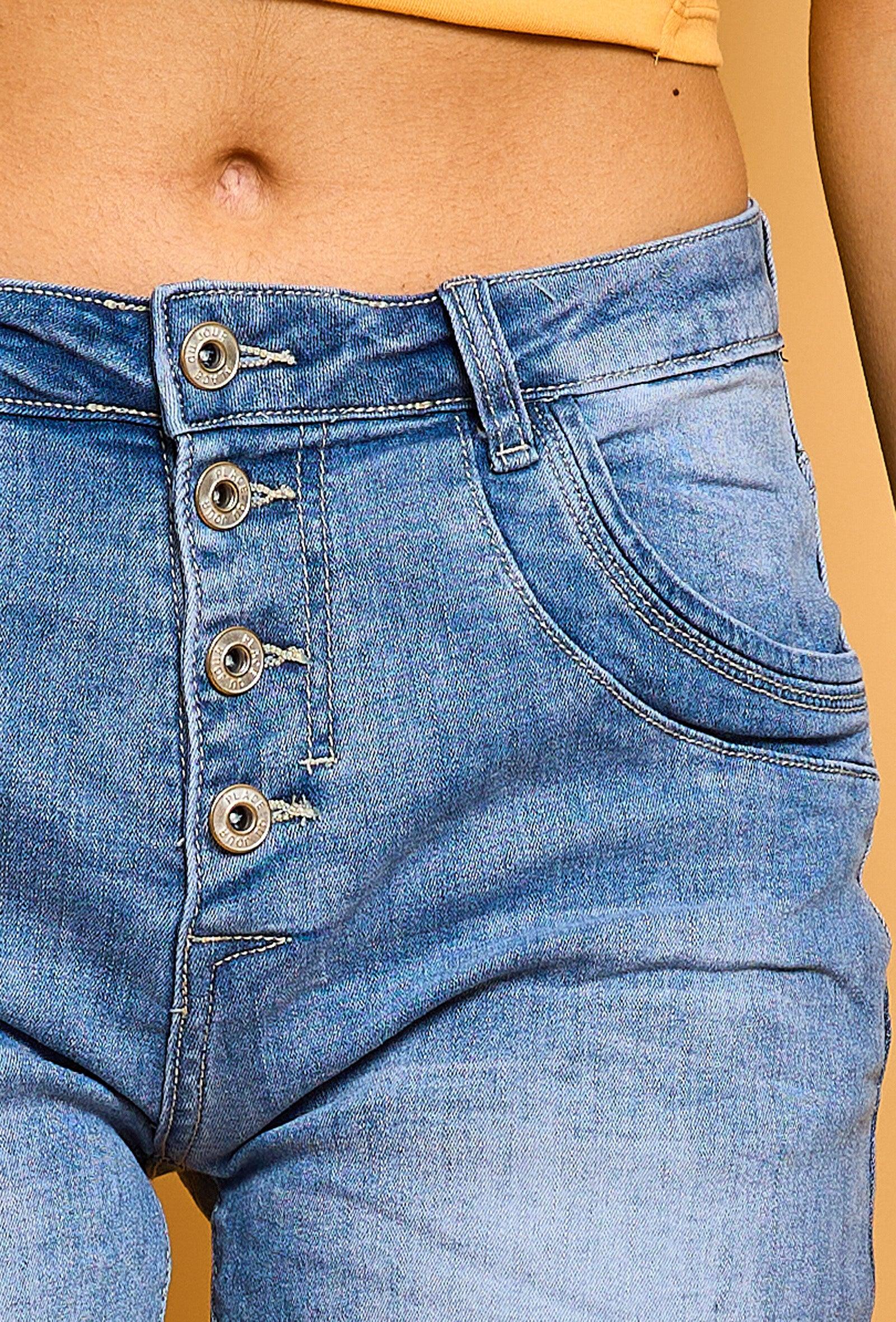Jean bleu clair,Short Léna en Jean Classique Taille Haute 4 Boutons - Place du jour Jean bleu clair,Short Léna en Jean Classique Taille Haute 4 Boutons - Place du jour