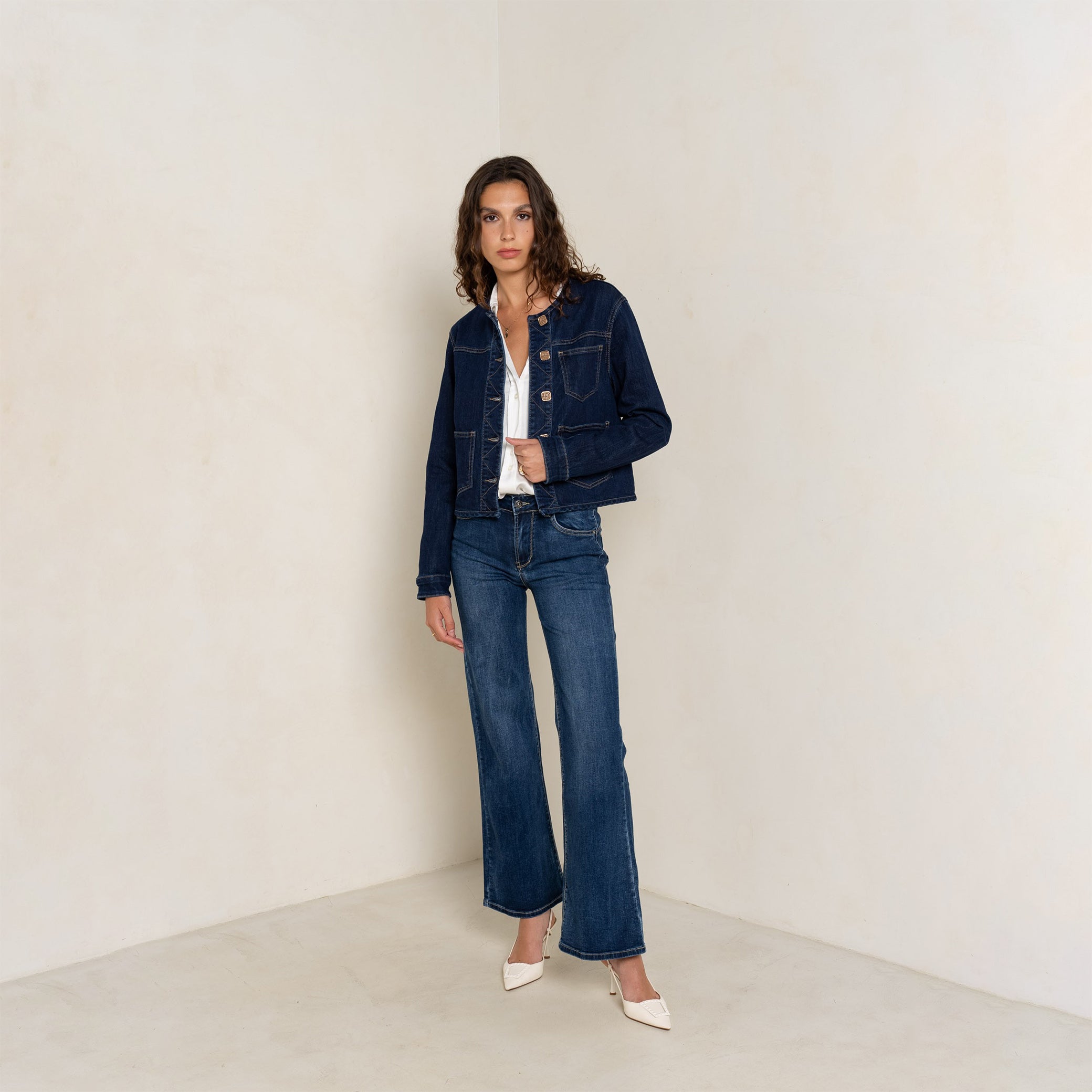 Jean brut,Veste en jean brut sans col - Veste femme - Place du jour Jean brut,Veste en jean brut sans col - Veste femme - Place du jour