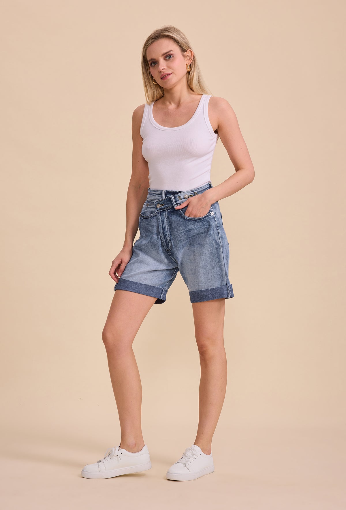 Jean bleu, short cross zoé