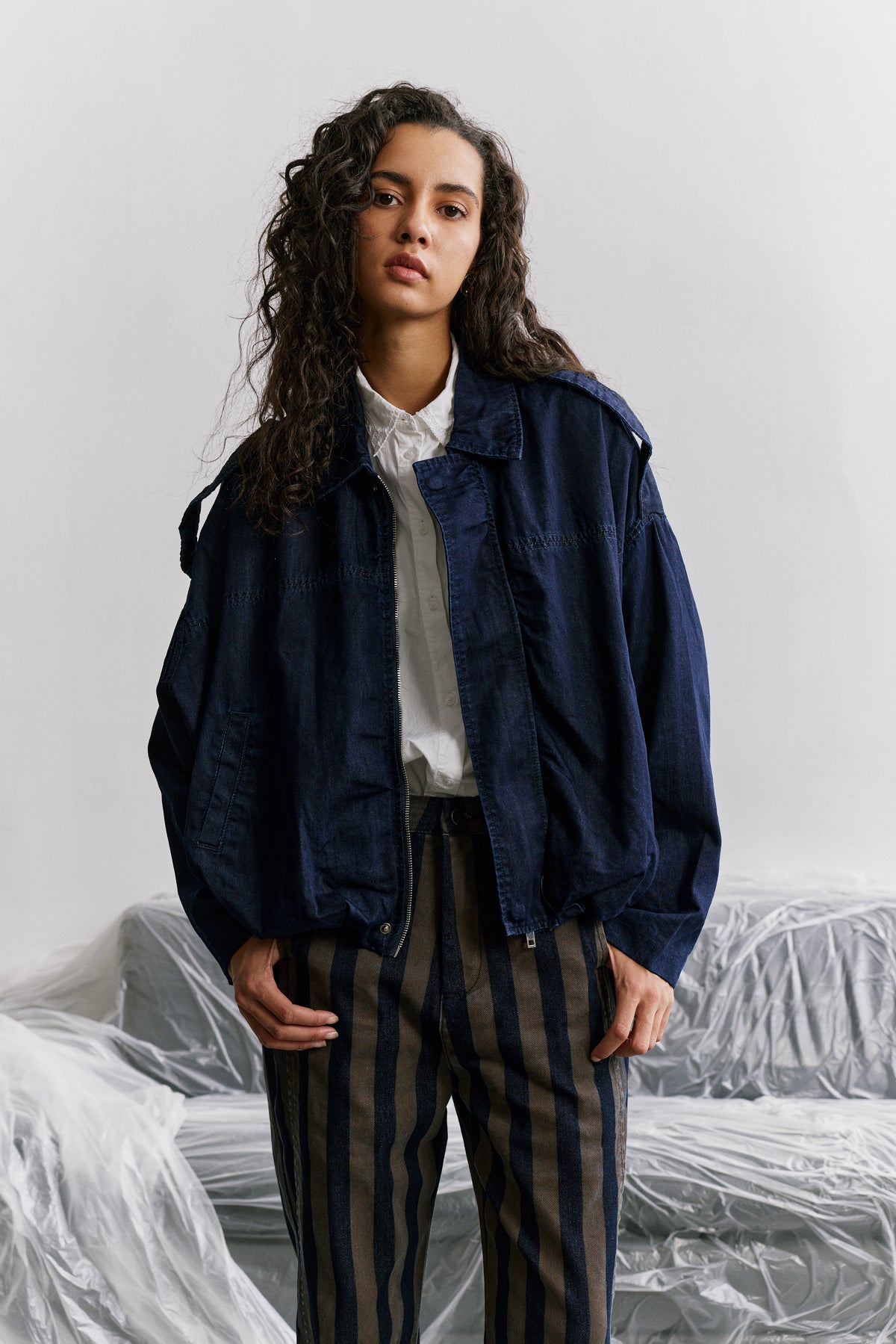 Jean bleu, Blouson Zippé Oversize Denim Brut - Vue 1 - Place du Jour