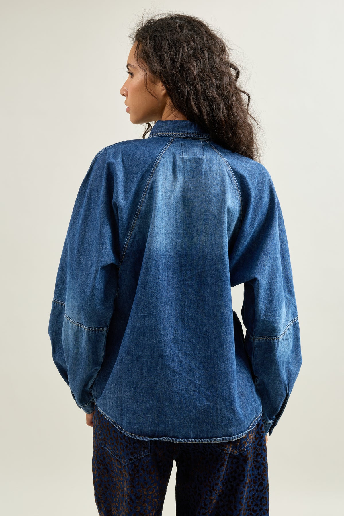 Jean bleu, Chemise en Jean Oversize - Vue 9 - Place du Jour