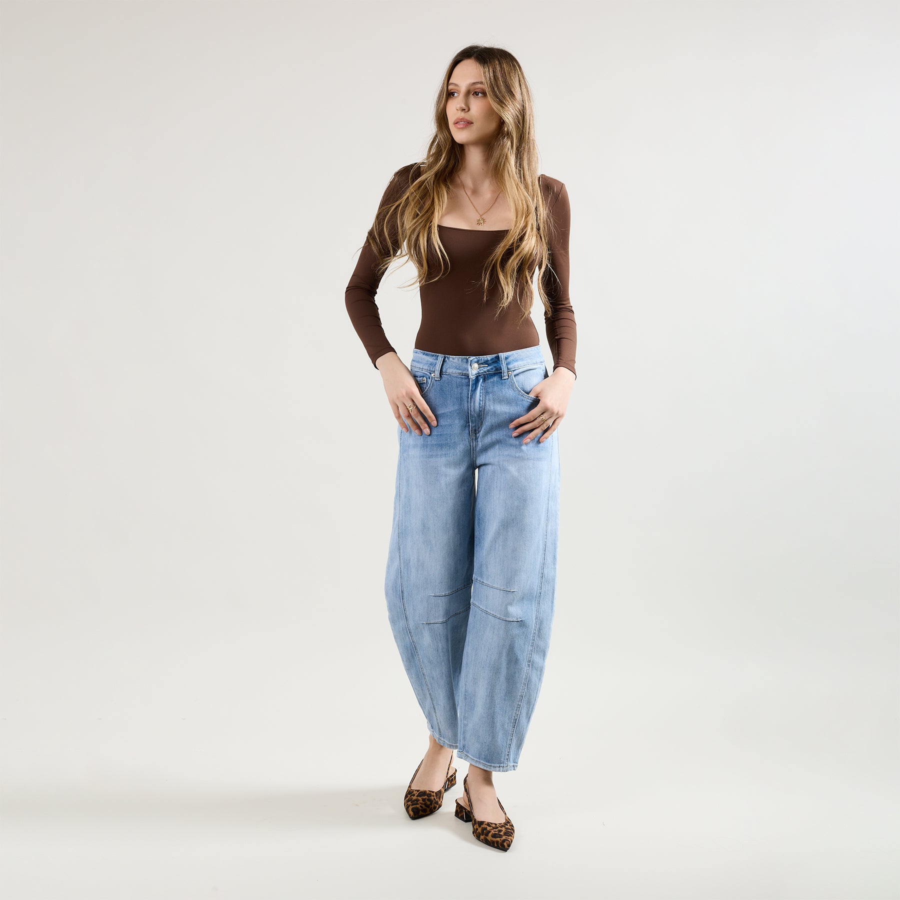 Jean bleu clair, Jean ballon effet pince - Jean femme - Place du jour