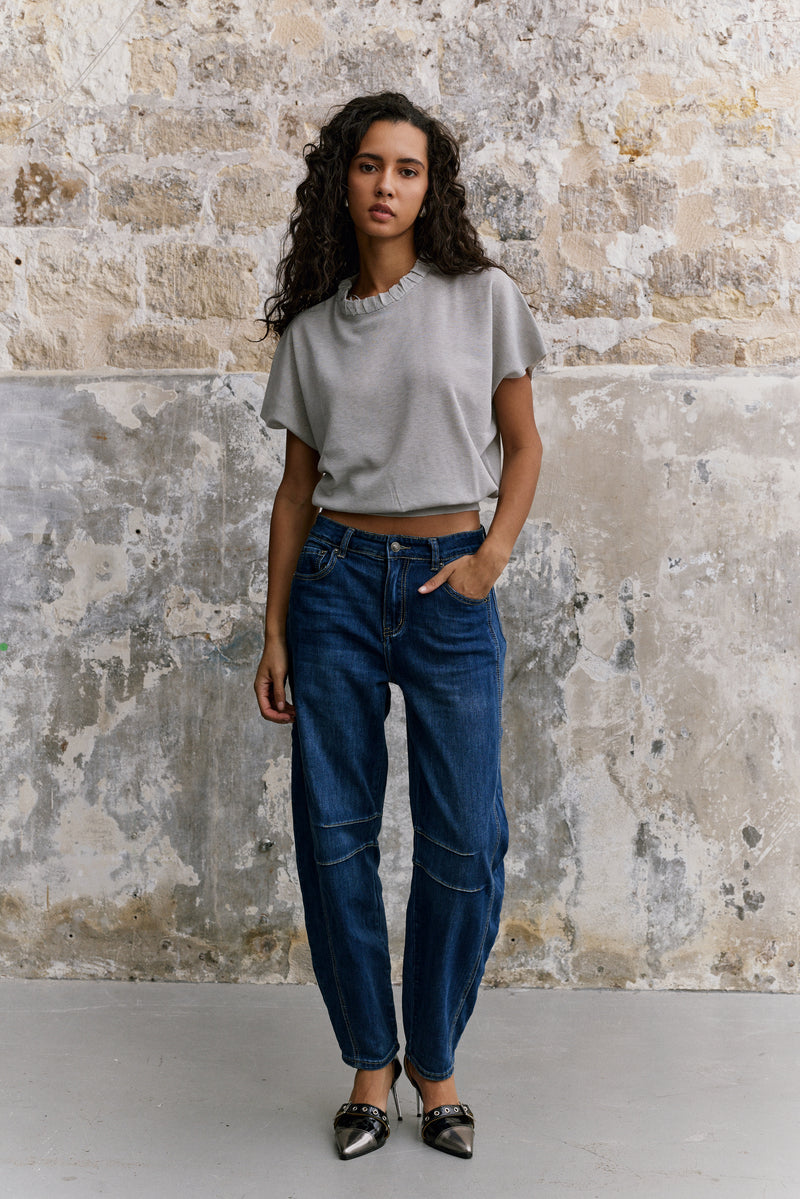 Balloon Jean Pinch Detail