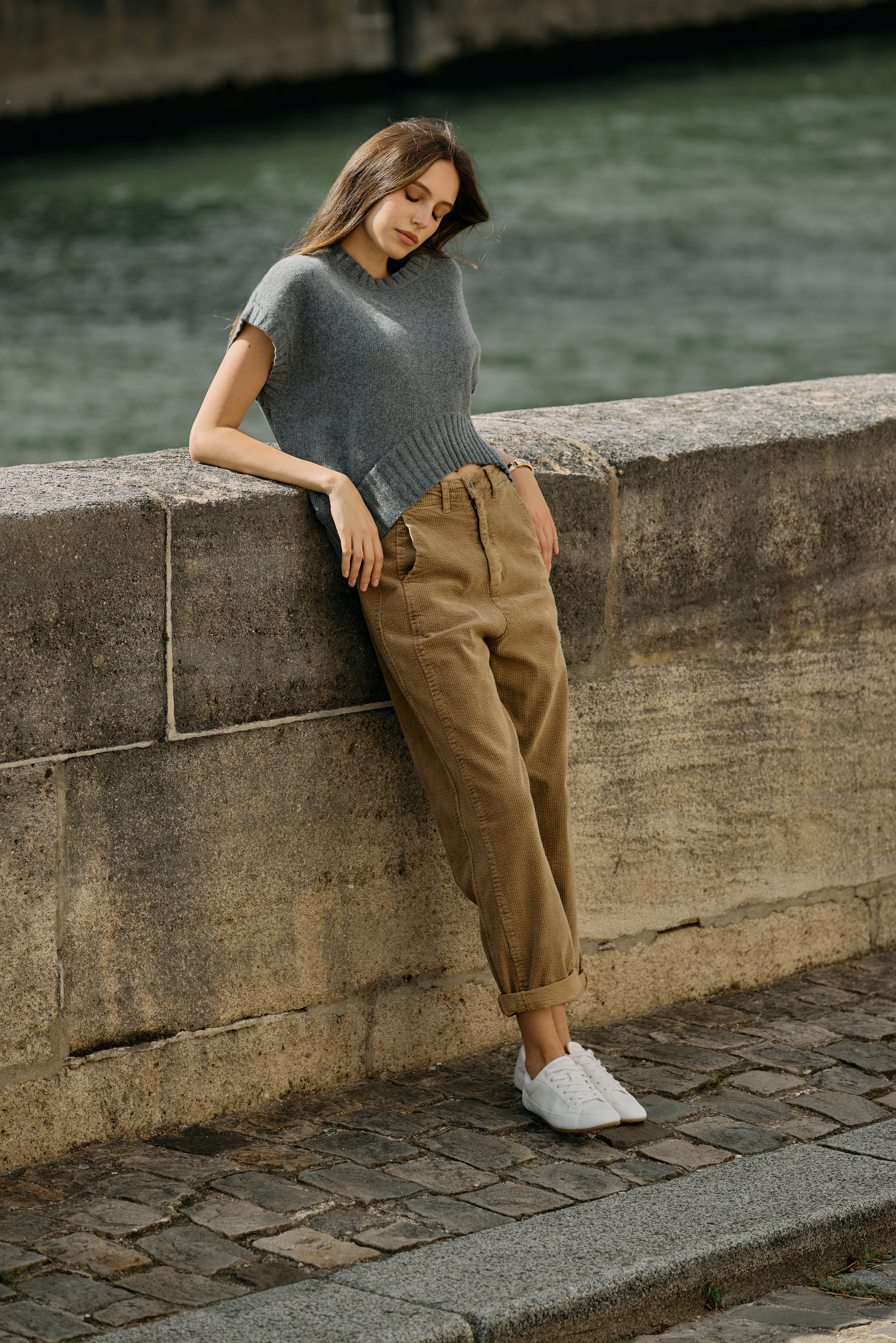 Taupe,Pantalon ballon velours Élise - Pantalon femme - Place du jour