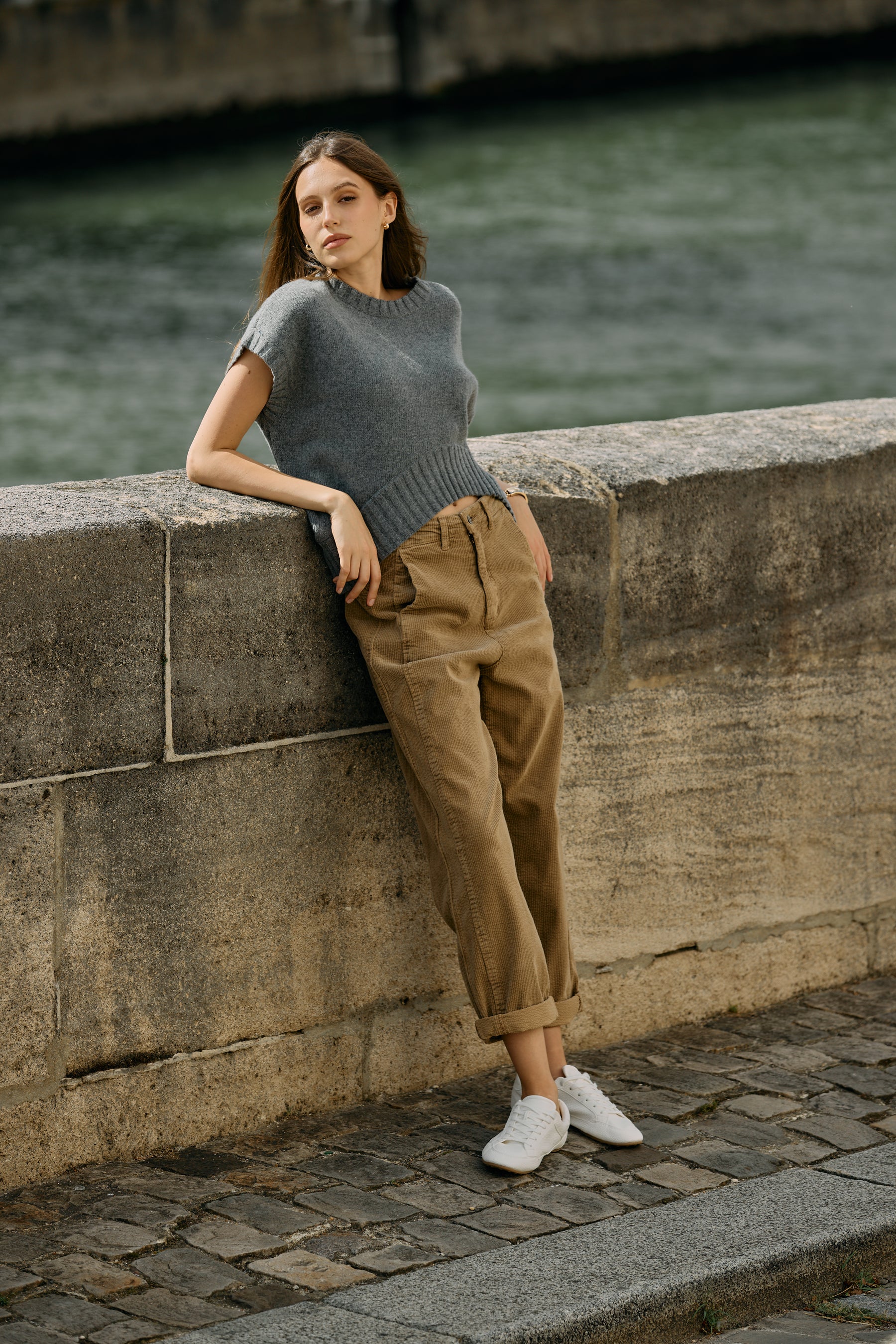 Taupe,Pantalon ballon velours Élise - Pantalon femme - Place du jour
