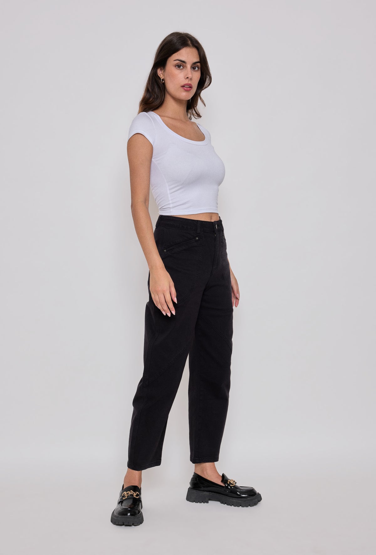 Noir, Pantalon ballon, moderne, tendance, Place du jour