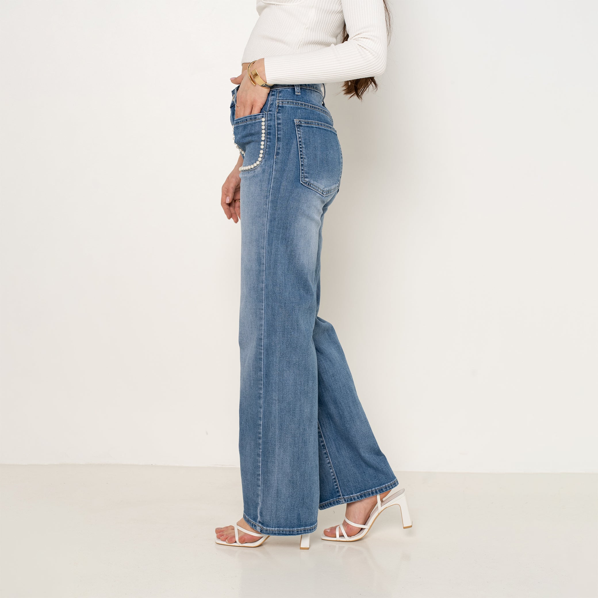 Jean bleu,Jean coupe droite Élodie avec perles - Jean femme - Place du jour