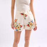 Beige,short place du jour beige fleurie