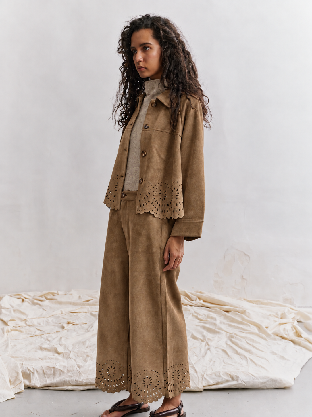 Beige, Veste Courte Velours Ourlet Ajouré - Vue 2 - Place du Jour