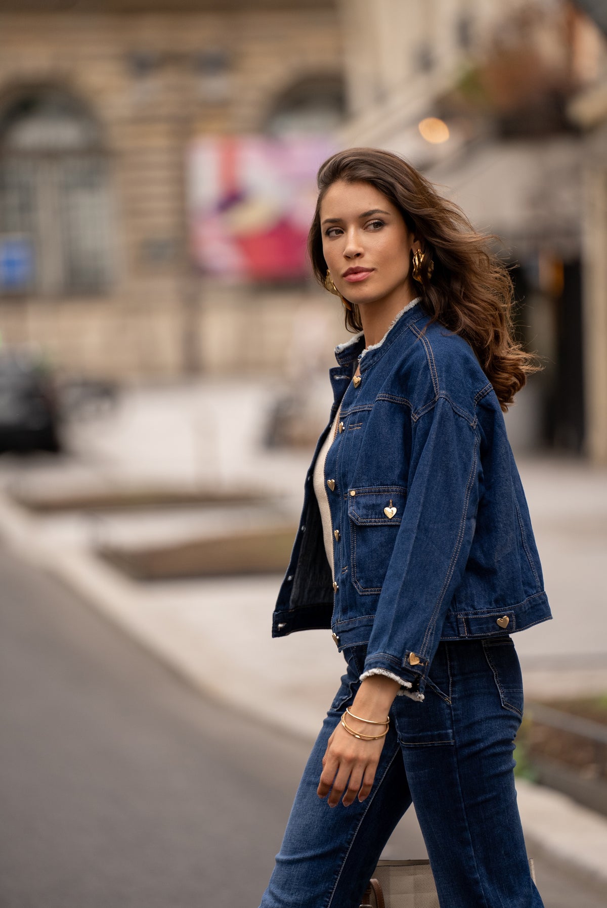 Jean bleu,Blouson en jean col rond boutons coeurs dorés - Jean femme - Place du jour