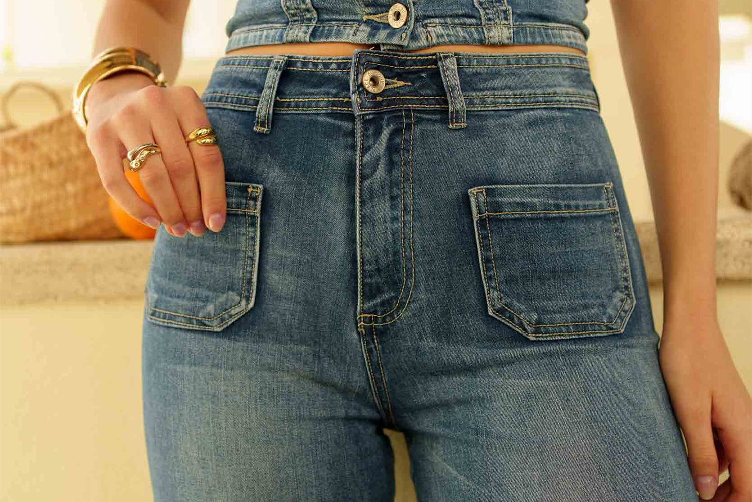 Close up - Jean bleu - Petit poche plaquée - Taille haute - Zoom