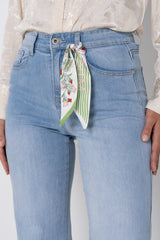 Jean bleu clair,Jean coupe droite bas frangé foulard - Jean femme - Place du jour