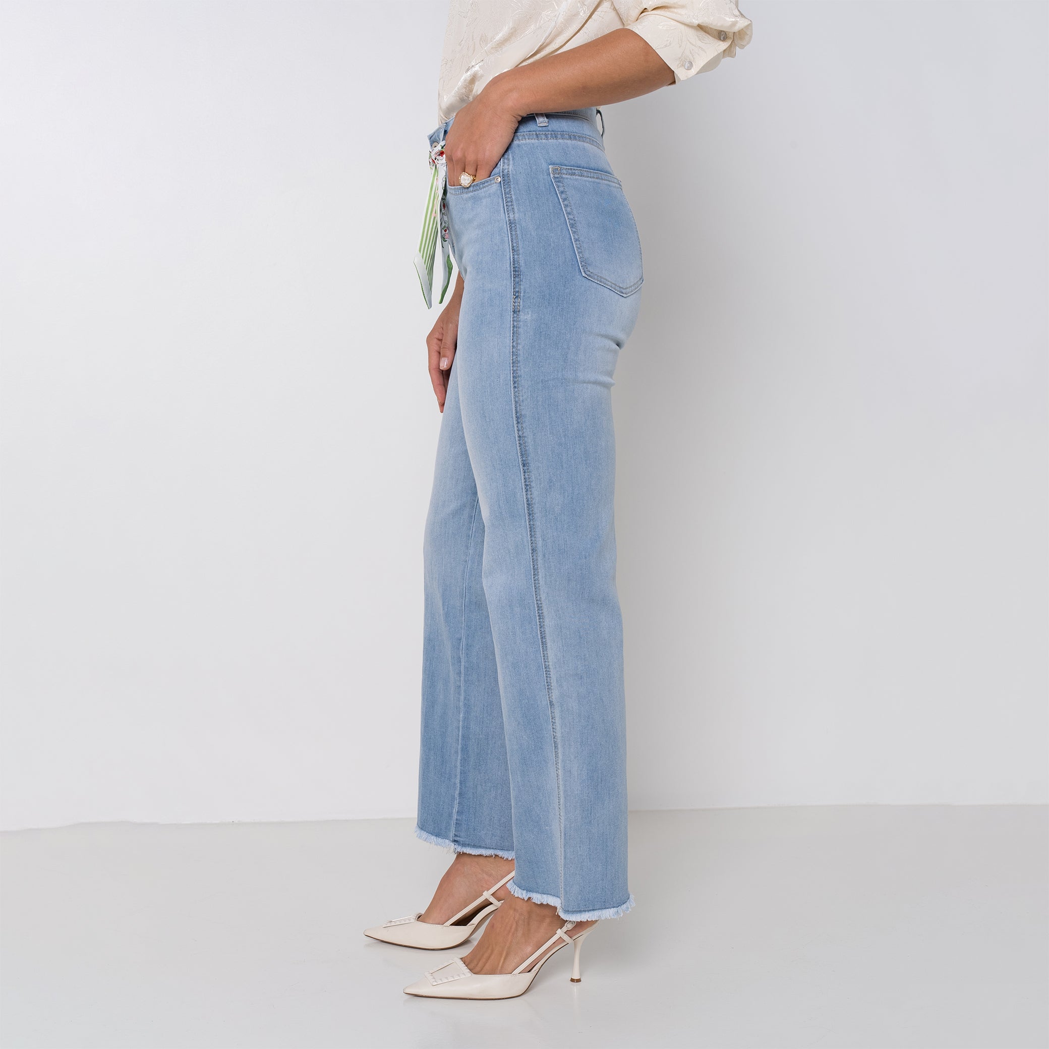 Jean bleu clair,Jean coupe droite bas frangé foulard - Jean femme - Place du jour