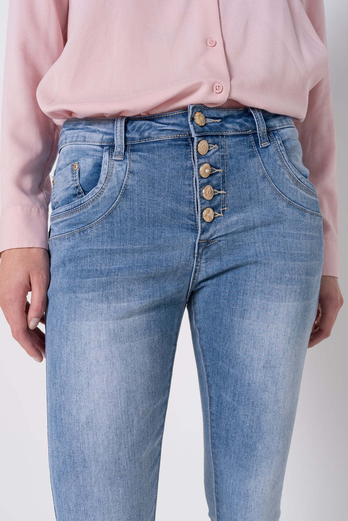 Jean bleu clair,Jean Boyfriend taille haute boutons dorés - Jean femme - Place du jour