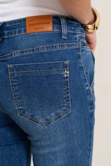 Jean bleu medium,Jean Numéro 68 Femme Boyfriend Taille Haute Avec Revers Dorés - Place du jour