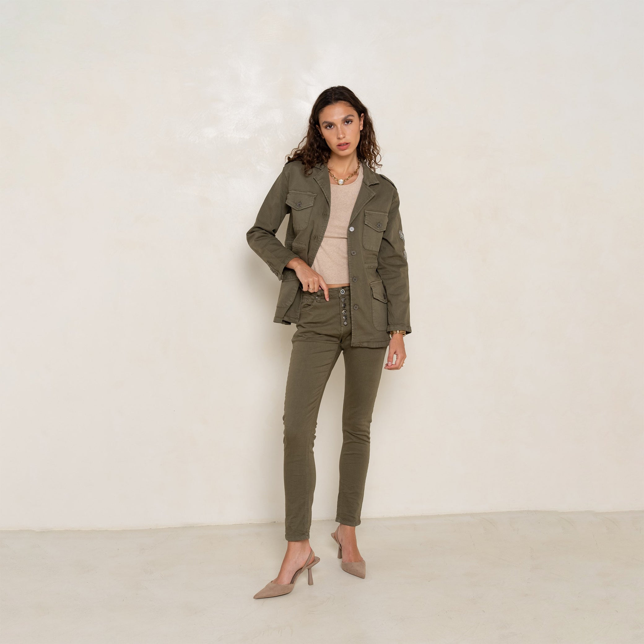 Pantalon Boyfriend à Boutons Fantaisies Argentés