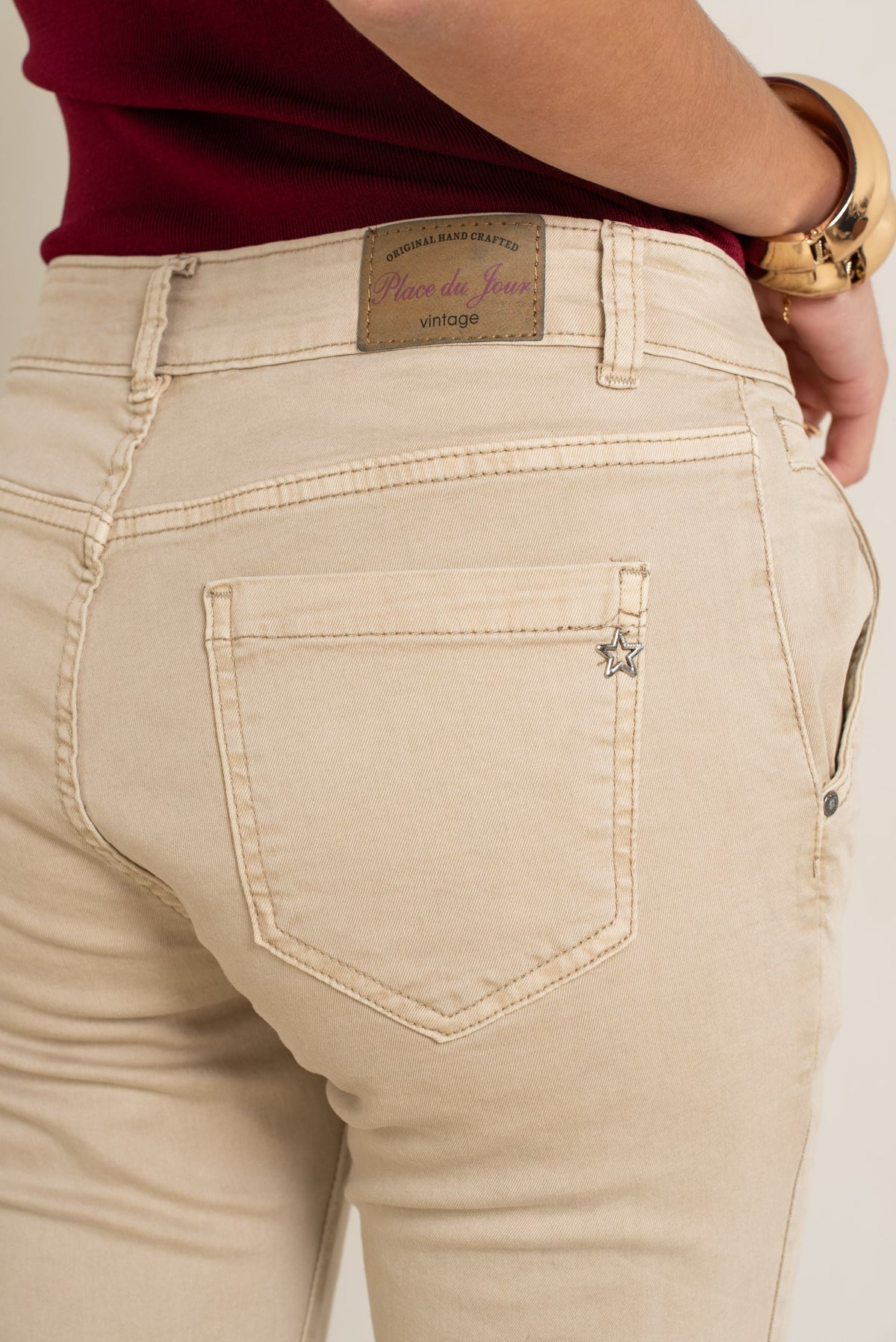 Beige fonce,Boyfriend Numéro 68 Revers Dorés - Pantalon Couleurs Femme - Place du jour