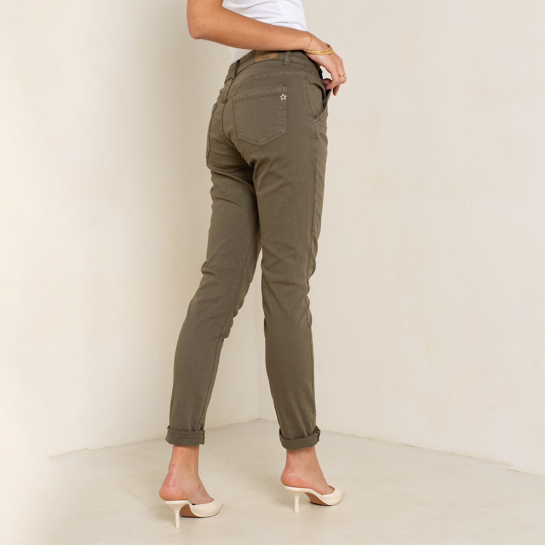 Kaki fonce,Boyfriend Numéro 68 Revers Dorés - Pantalon Couleurs Femme - Place du jour