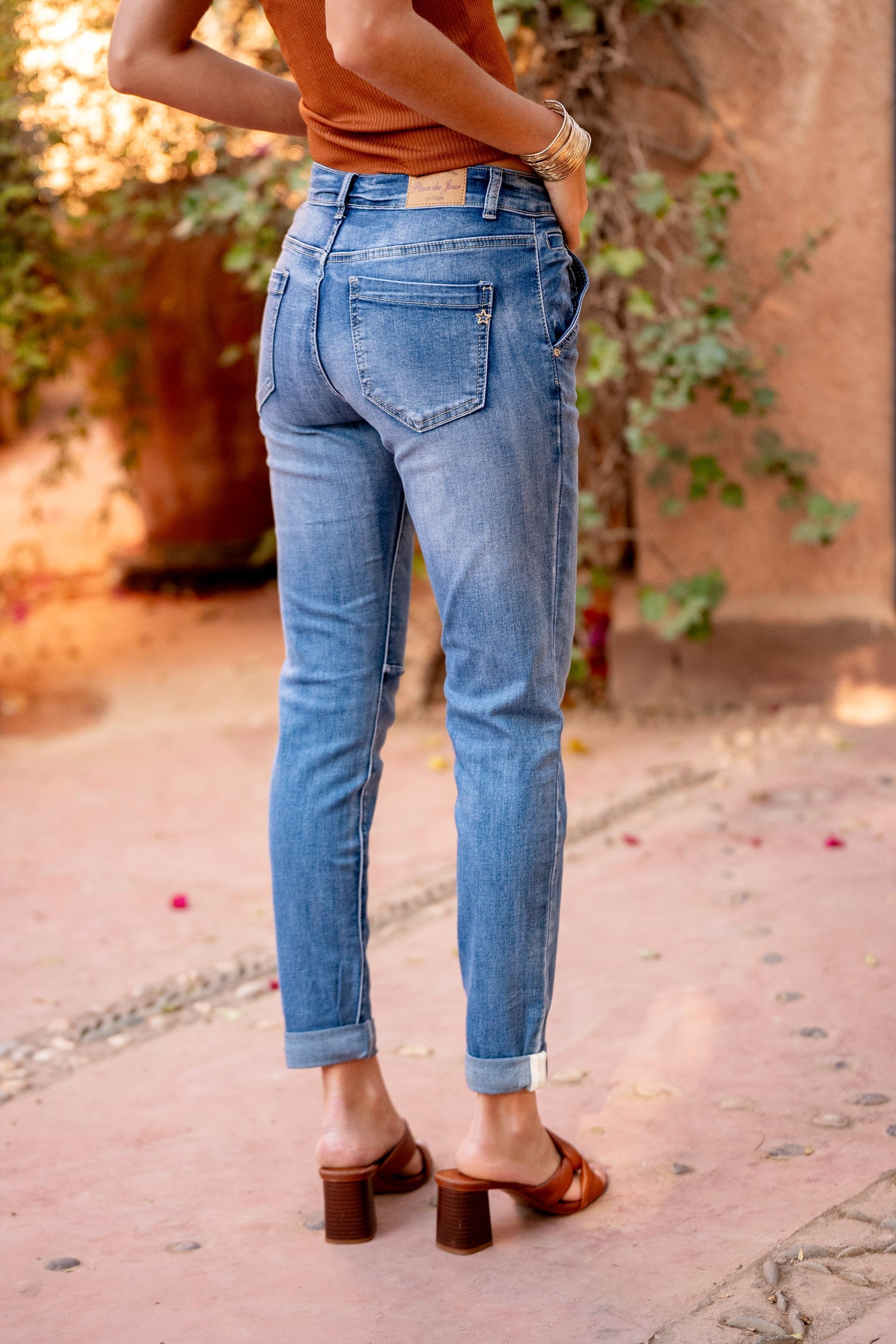 Jean bleu, Pantalon Boyfriend Couleur Revers Blanc - Place du Jour