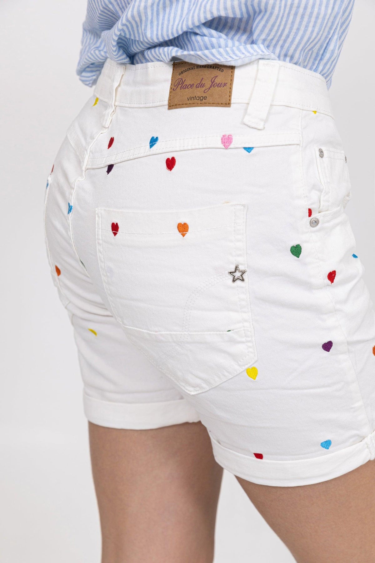 Ecru,Short Broderies Cœur - Jean Femme - Place du jour