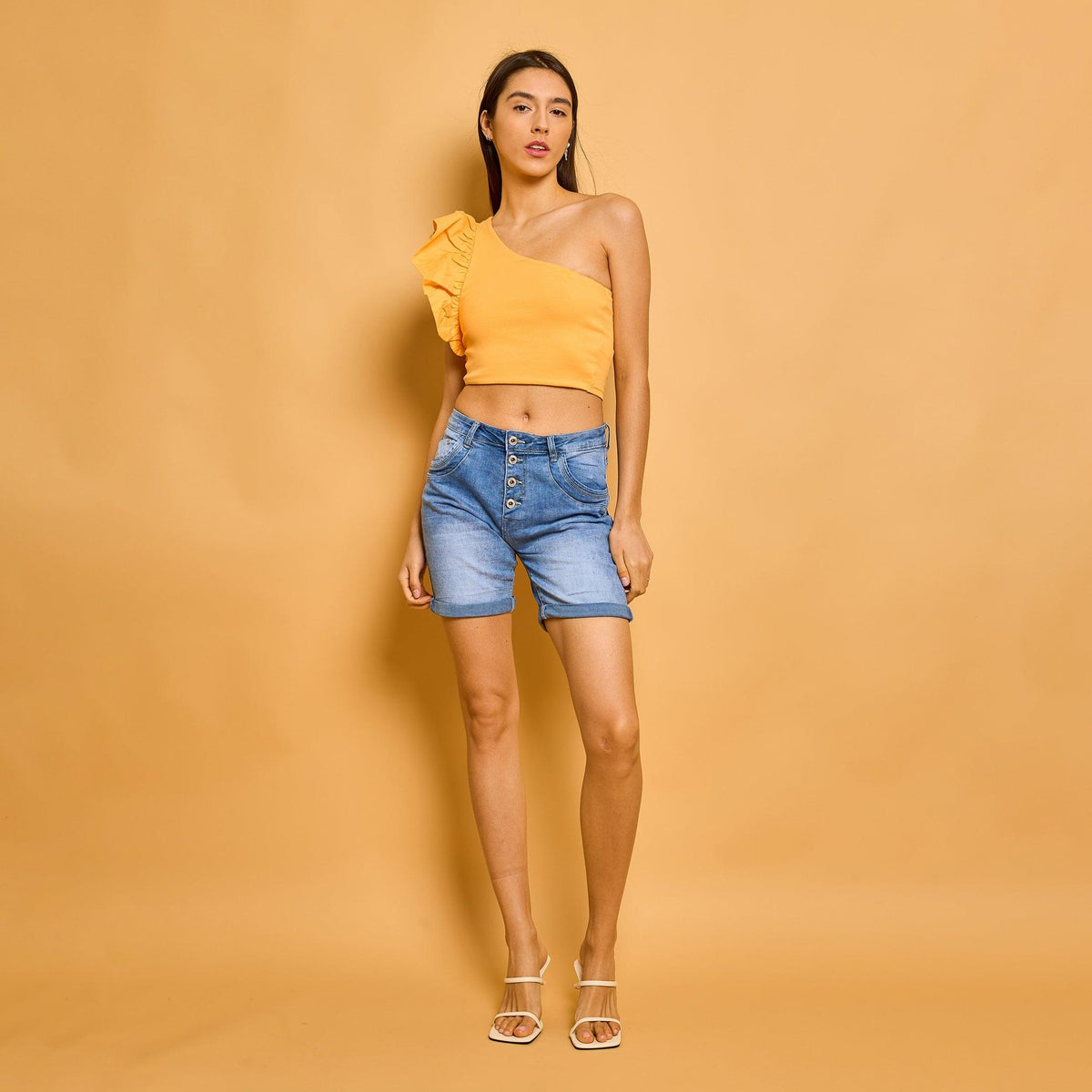 Jean bleu clair,Short Léna en Jean Classique Taille Haute 4 Boutons - Place du jour