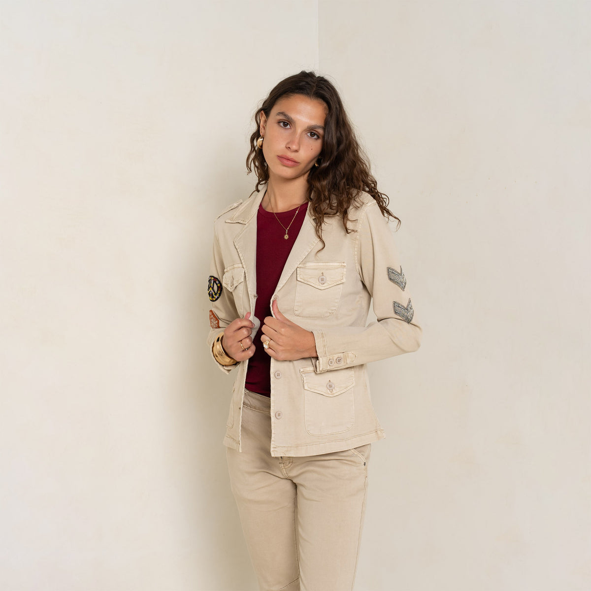 Beige fonce ,Veste Saharienne Patch Peace & Love - Veste Femme - Place du jour